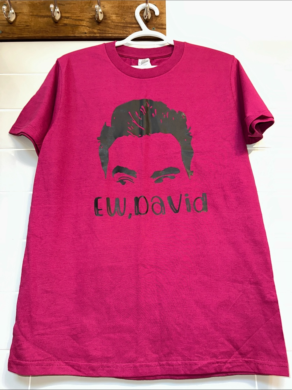 Schitt’s Creek “Ew, David” Tee - Picture 6 of 13
